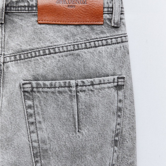 Z1975 STRAIGHT LEG FULL LENGTH HI-RISE JEANS
Zara - Picture 5 of 10